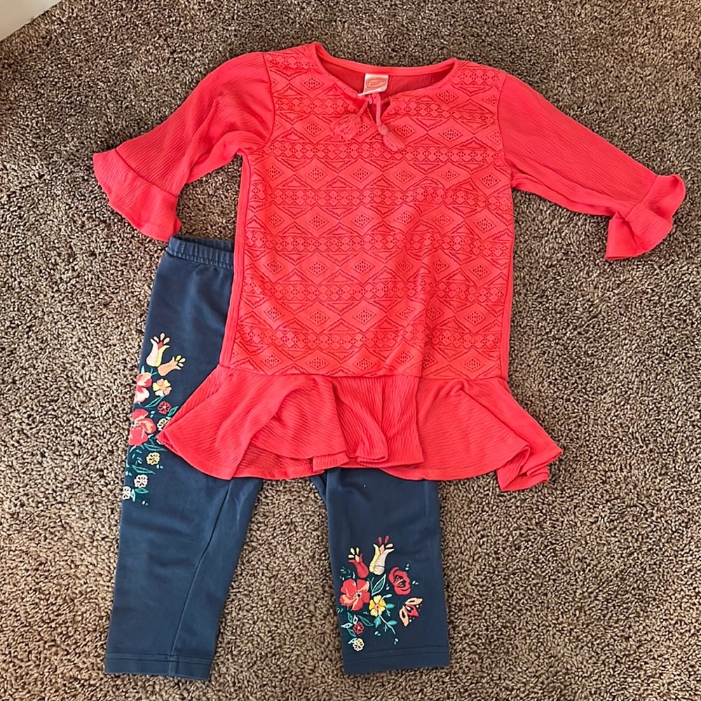 Girls size 6-6x outfit